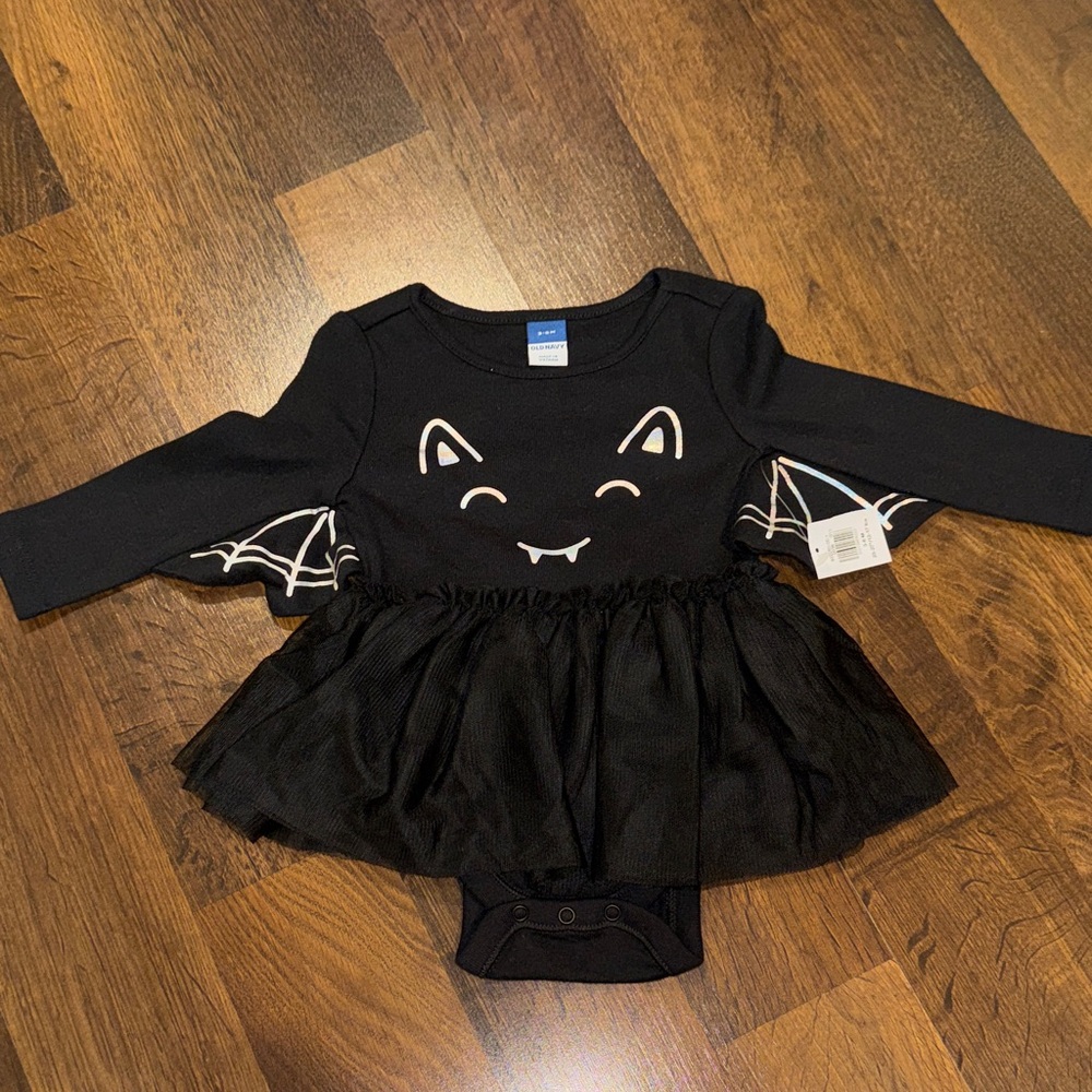 NWT Old Navy Adorable Black Bat Baby Girl Costume or Dress w Tutu (size 3-6 mo)